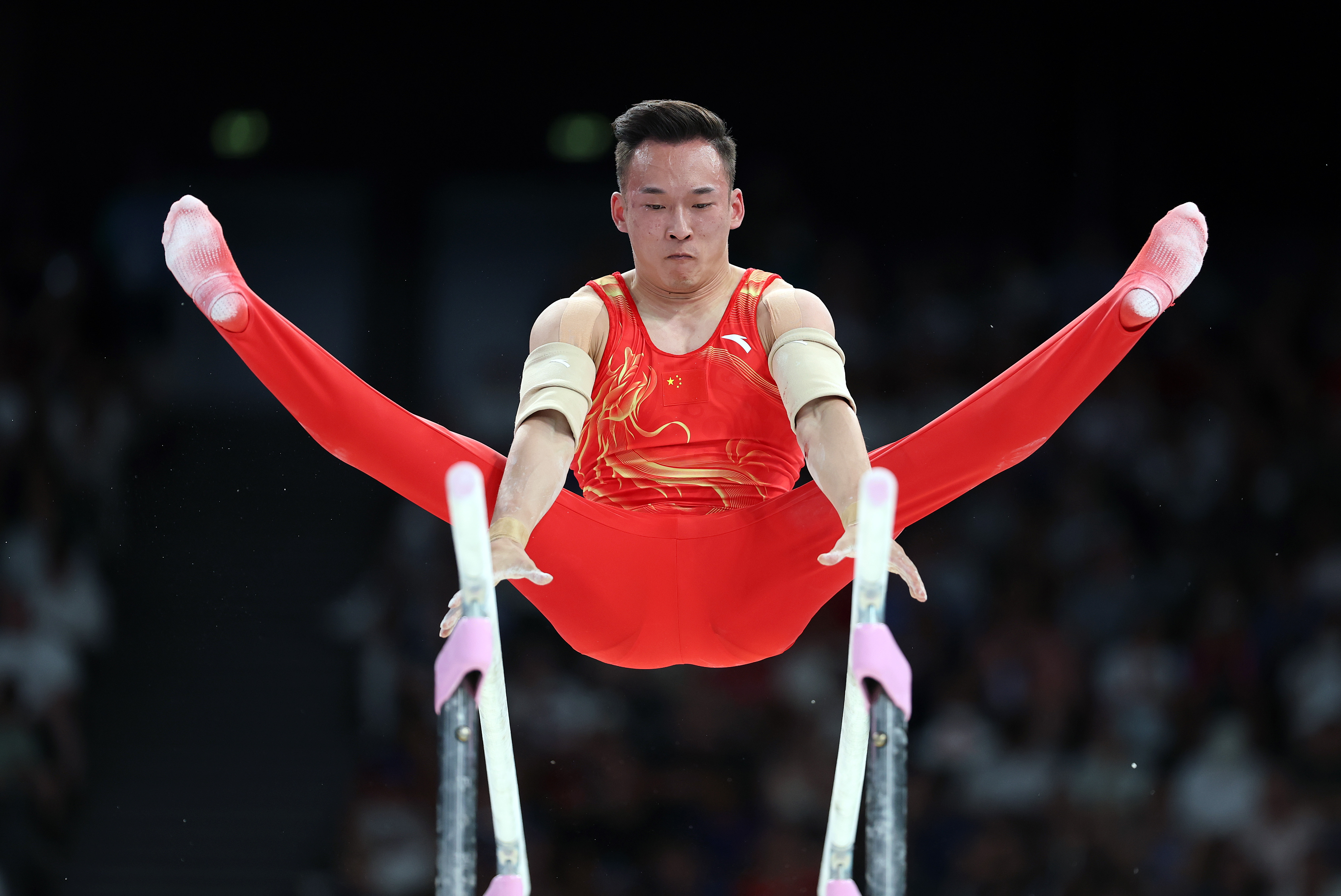 开云在线登入-法国体操选手高难度动作完美拿下金牌